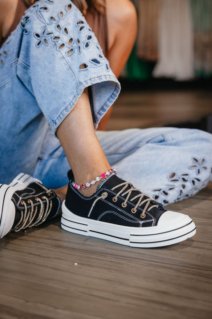 Very G Black Aman Gold Sneakers - Macoma Boutique301 Sneakers