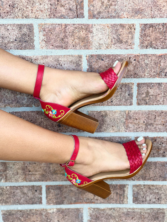 RED / 5