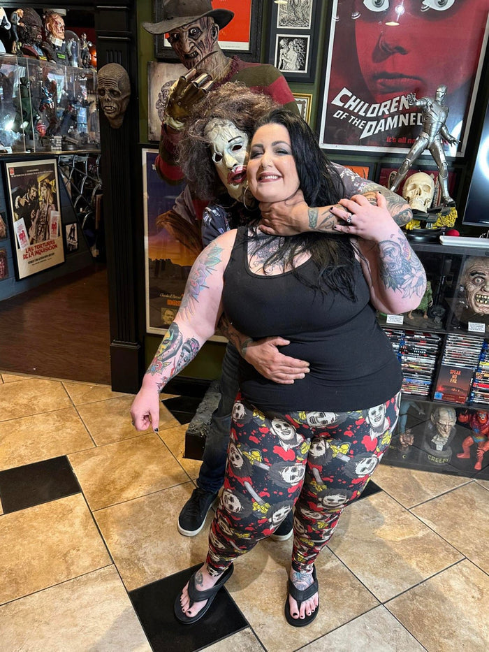 Bloody Leatherface (Semi-Exclusive) - High-quality Handcrafted Vibrant Leggings -  - Leggings