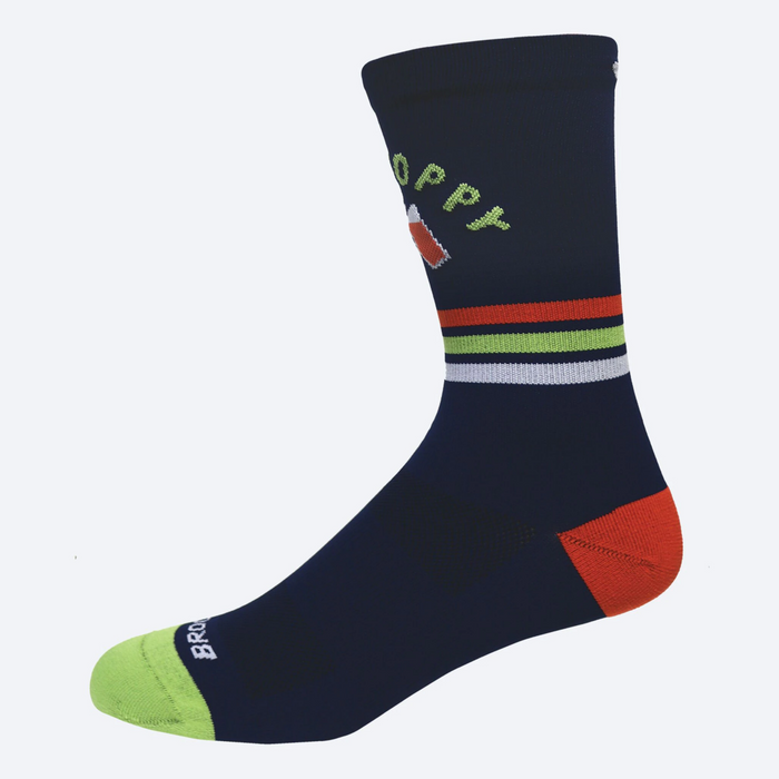 Brooks Run Hoppy Tempo Knit In Crew Socks