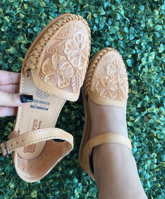 Buena Vista Buckle Leather Huaraches