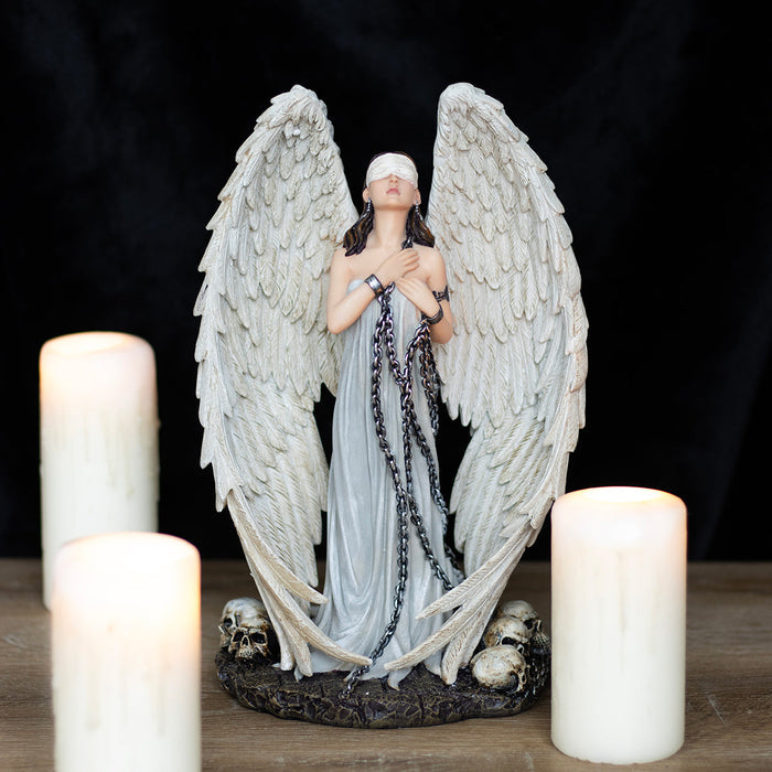 CAPTIVE SPIRITS - Figurine -  - Resin Sculptures