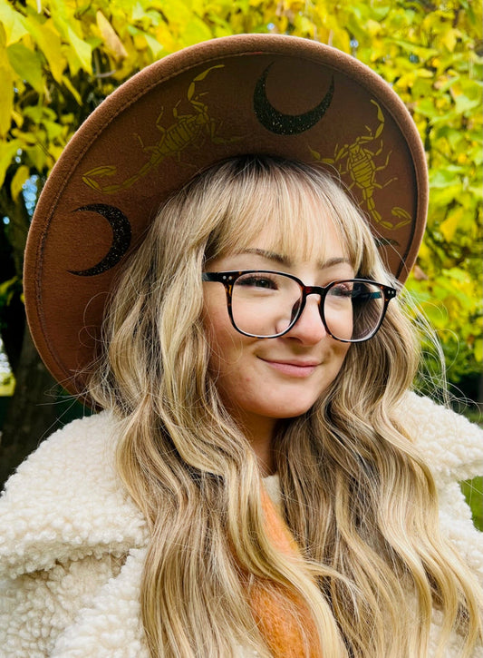 Fox & Fable - Vegan Felt Wide Brim Hat - XL Brim - Caramel - Scorpion Moon -  -