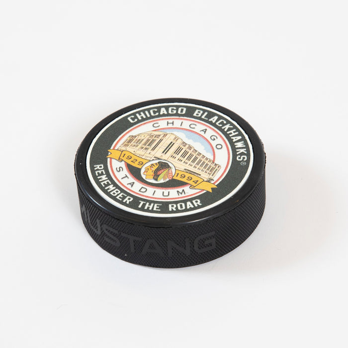 Mustang Chicago Blackhawks Chicago Stadium vintage Remember the Roar black puck - lay flat