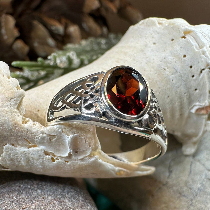 Coralina Celtic Knot Ring -  - Ring