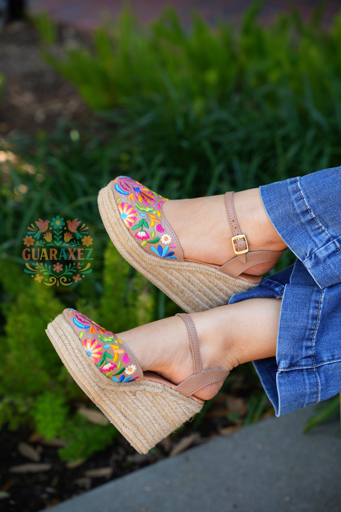 Dione Embroidery Wedges