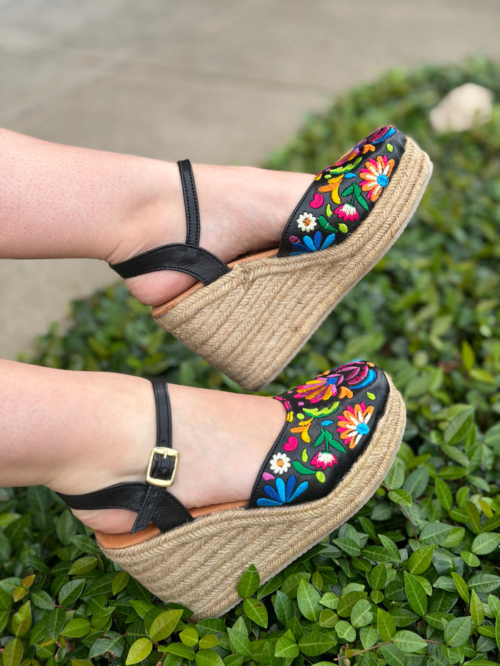 Dione Embroidery Wedges