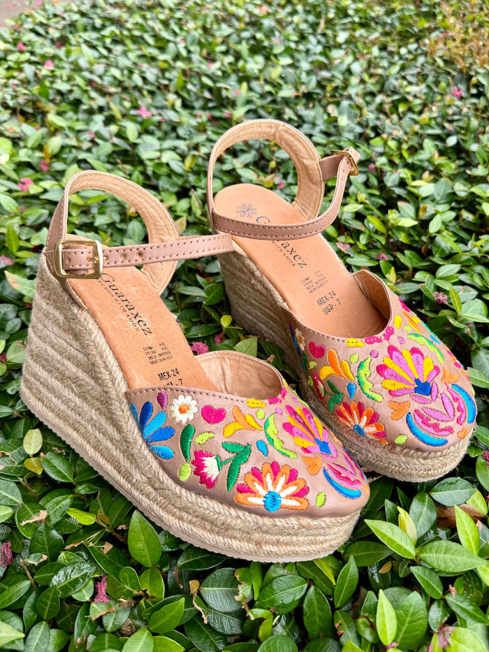 Dione Embroidery Wedges