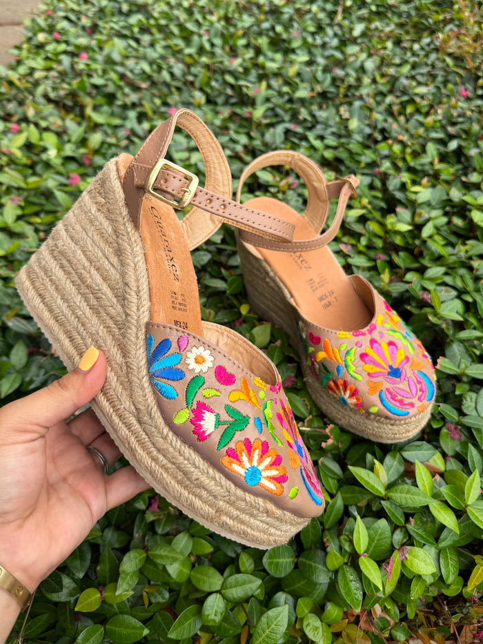 Dione Embroidery Wedges