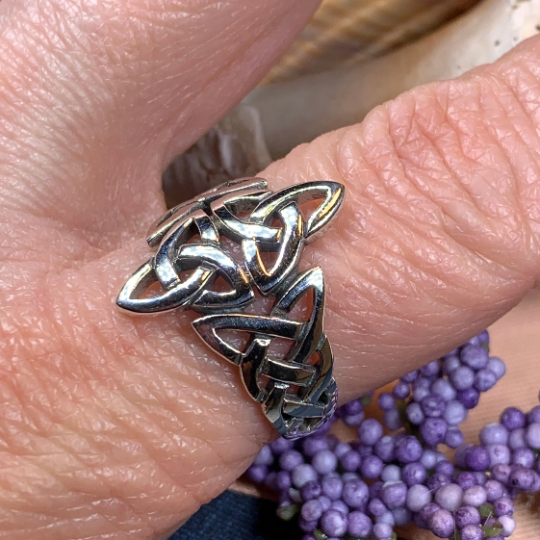 Double Trinity Knot Ring -  - Ring