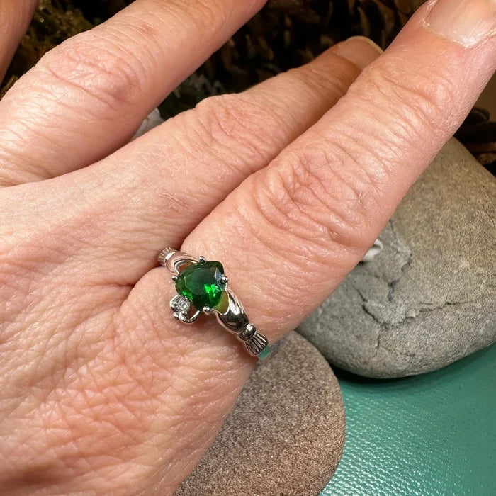 Emerald Green Claddagh Ring -  - Ring