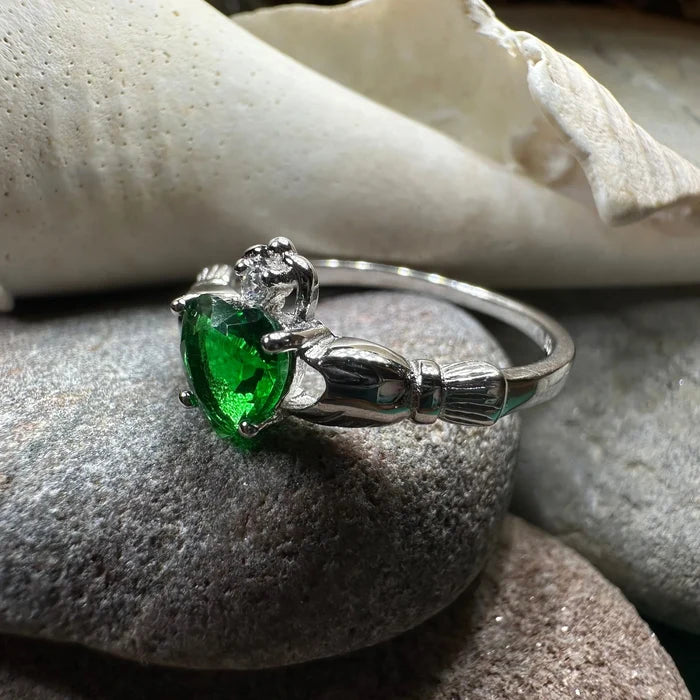 Emerald Green Claddagh Ring -  - Ring