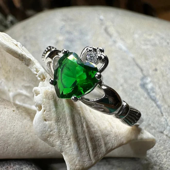 Emerald Green Claddagh Ring -  - Ring