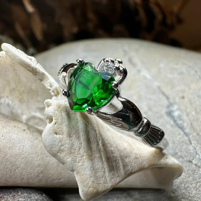 Emerald Green Claddagh Ring -  - Ring