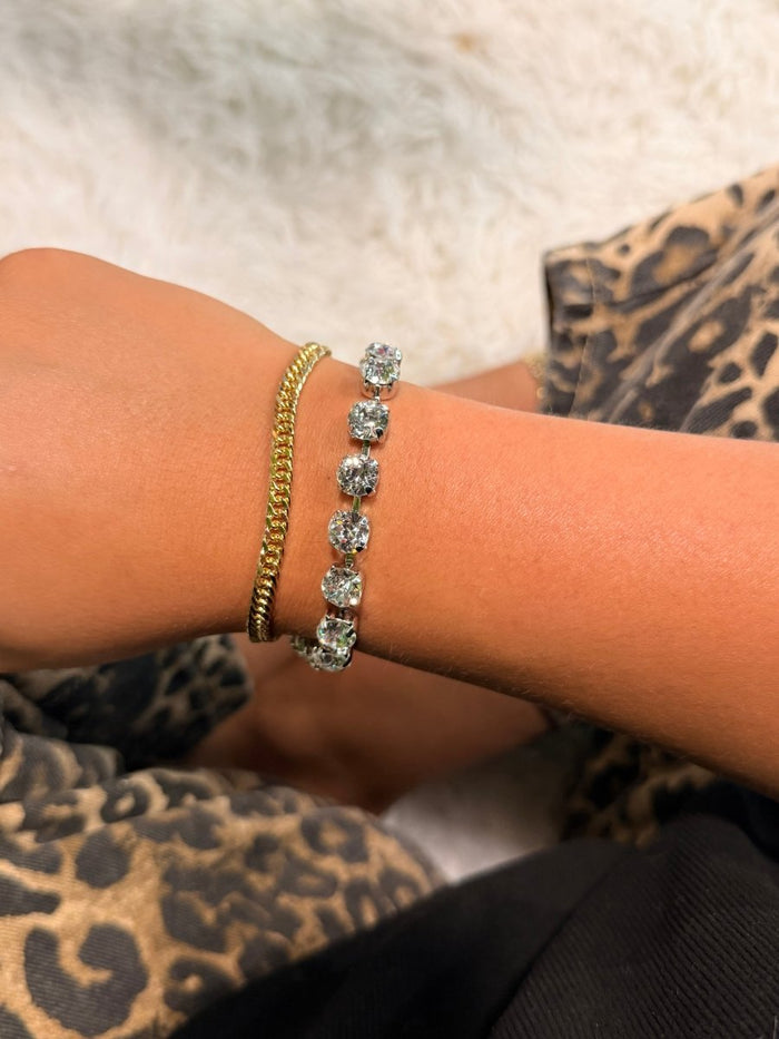 Finishing Touch Bracelet in Silver Clear - Macoma Boutique315 Jewelry