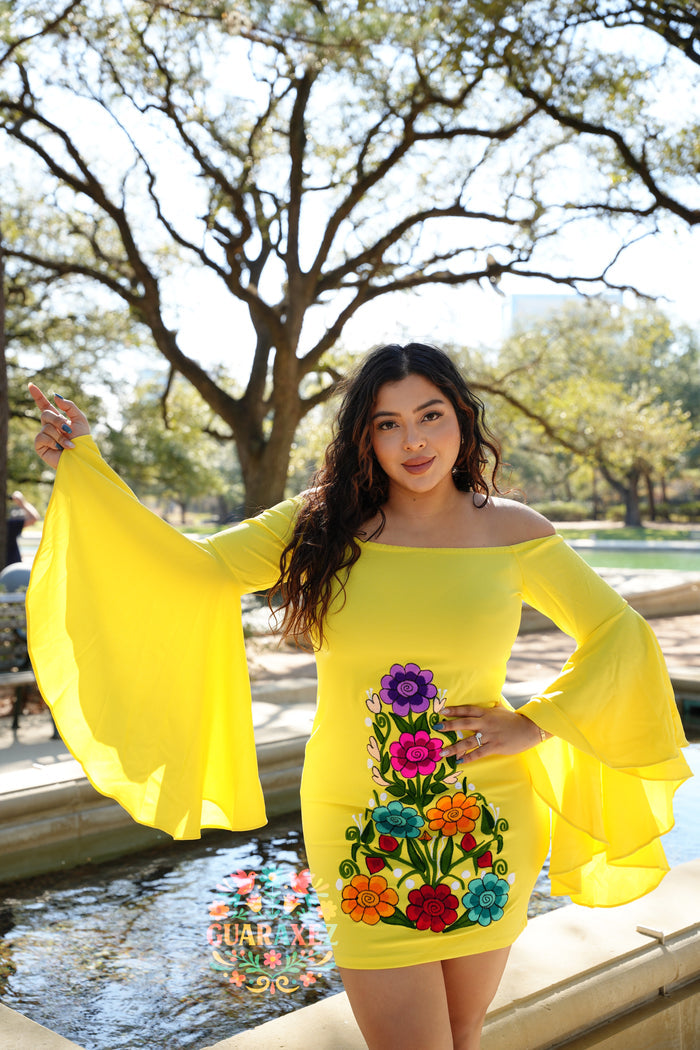 Finísima Dress Yellow