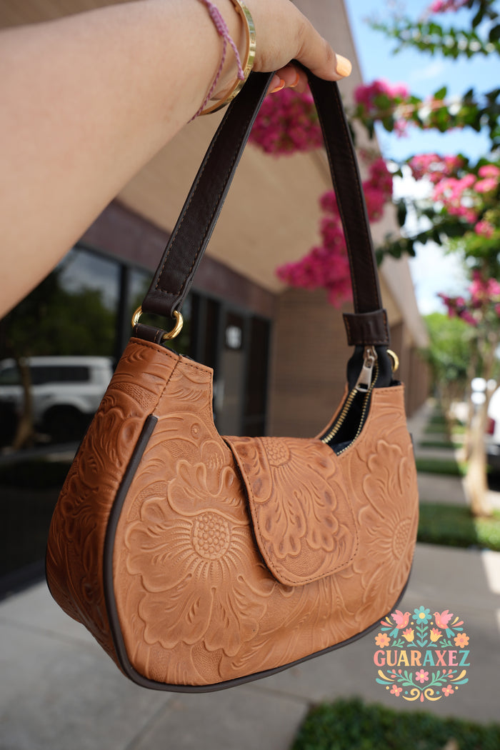 It Girl Shoulder Bag Leather