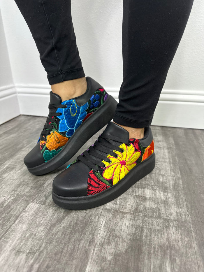 Lulu Tennis Shoes Embroidery Black