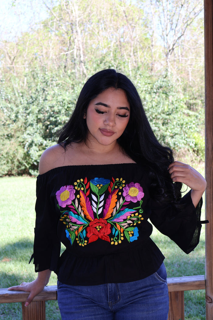Margarita Embroidery Top