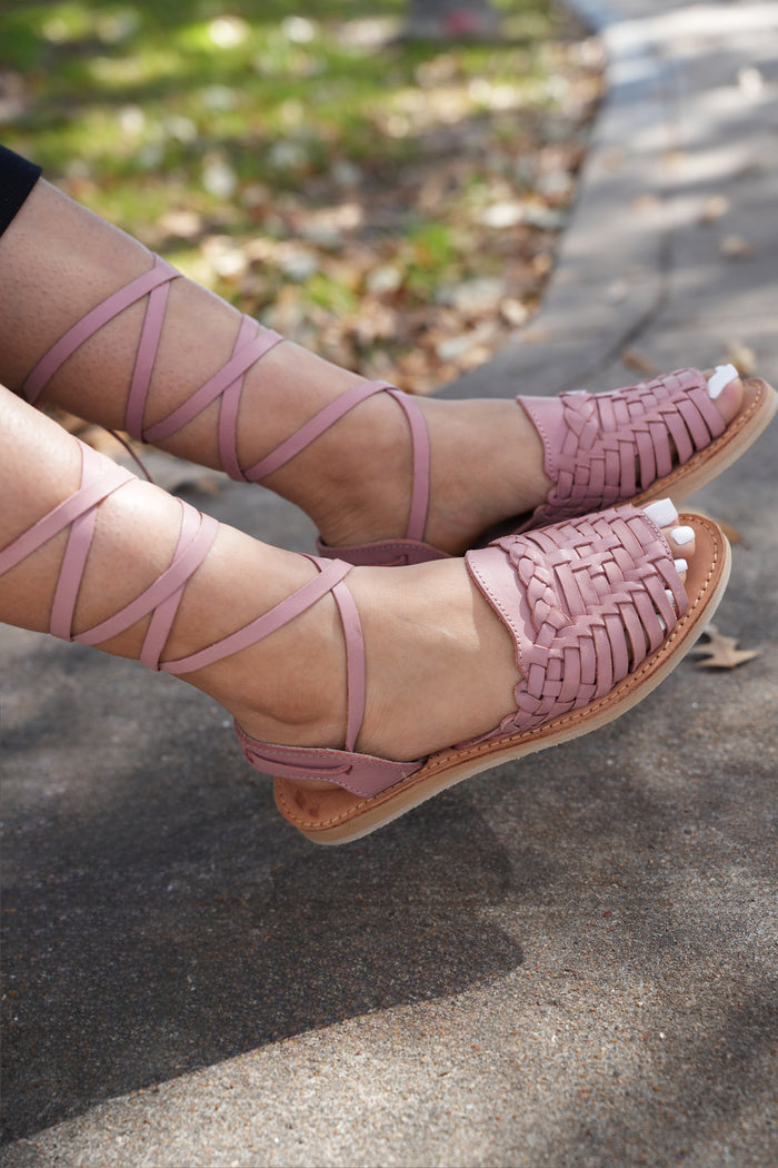Maria Lace Up