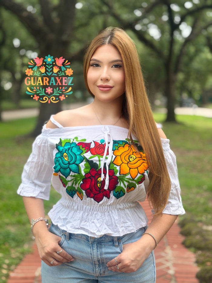 Morrita Embroidery Top