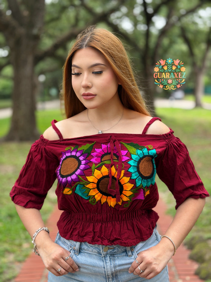 Morrita Embroidery Top