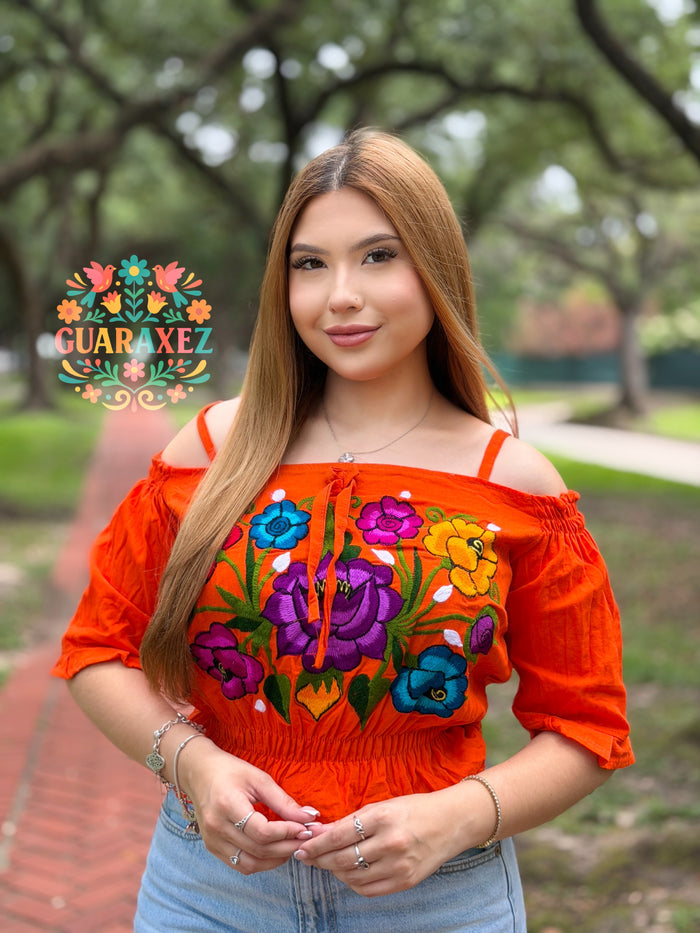 Morrita Embroidery Top