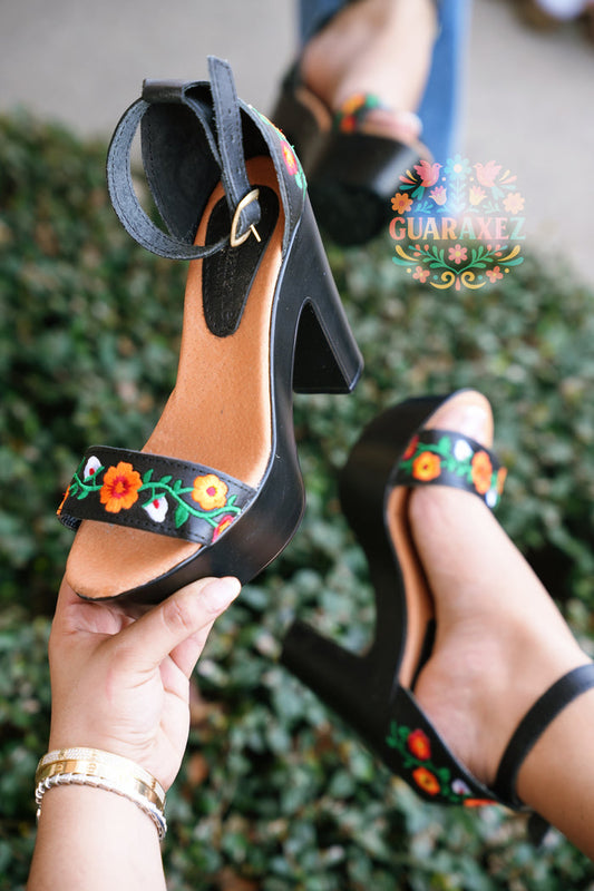 Partying in Cancun Heels Black