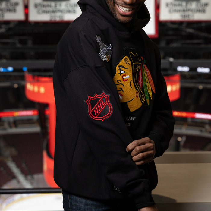 Pro Standard Chicago Blackhawks 6X Stanley Cup Champs Drop Shoulder Hoodie