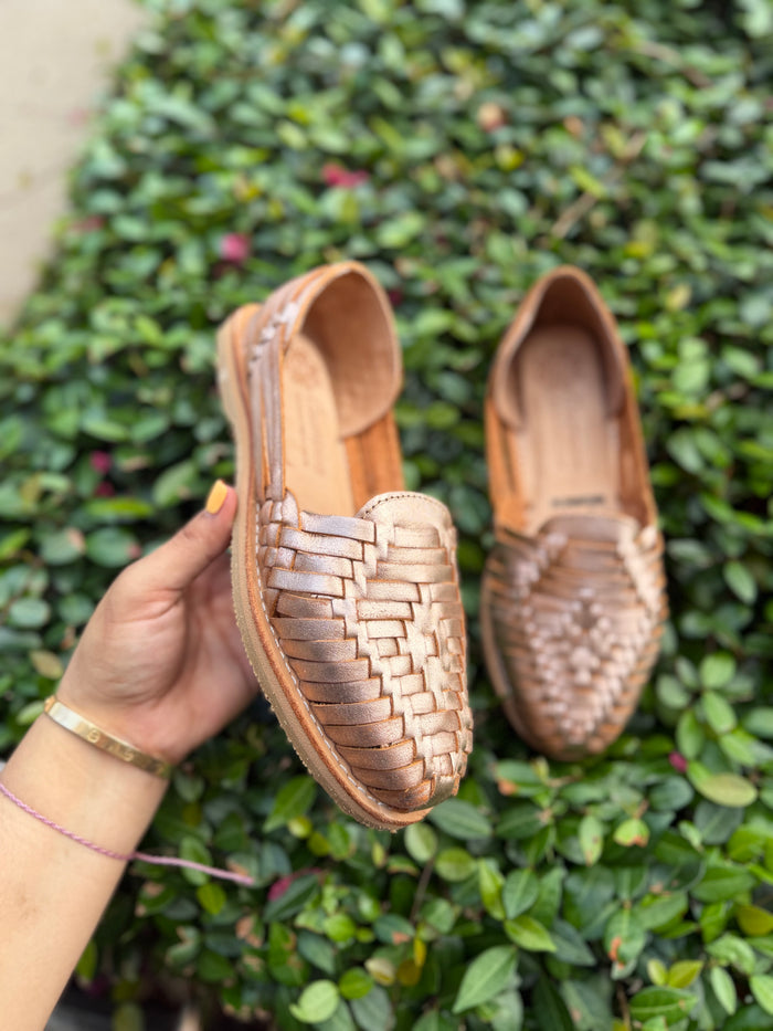 Rombo Gold Leather Huaraches