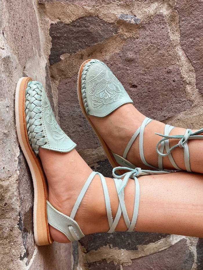 Rosalinda Lace Up