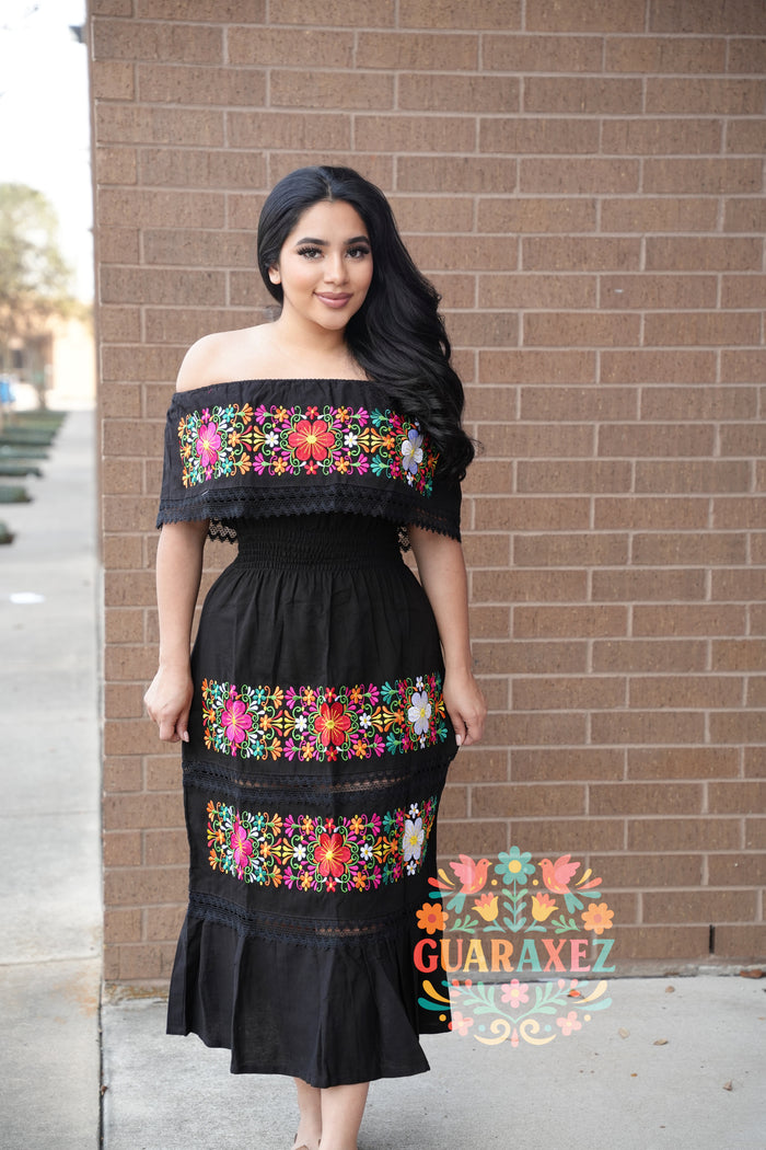 Rosario Embroidery Dress