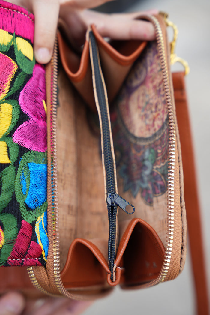 Telar Wallet Crossbody Leather Bag